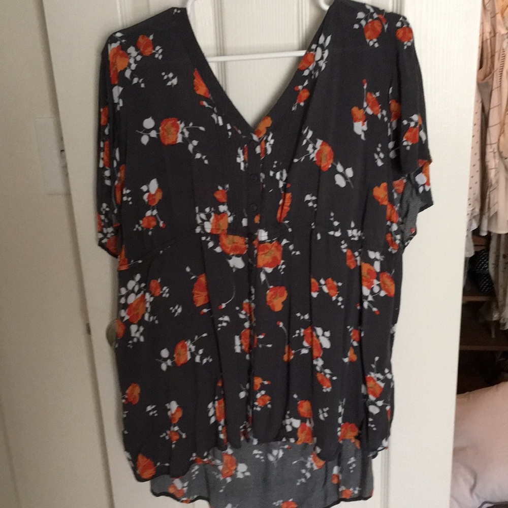 Grey shirt with Orange flowers